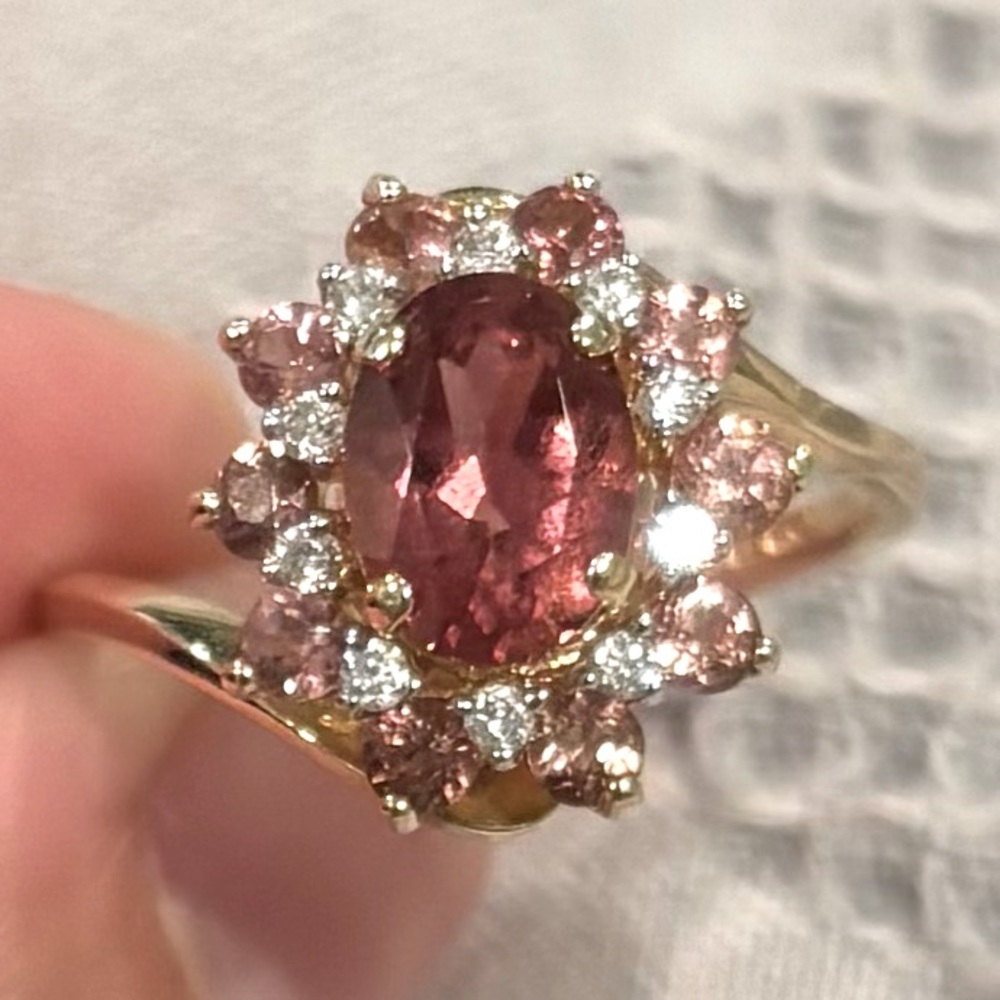 Genuine Vintage 14K Gold Rose Quartz Cluster Ring in Size 7, Cluster 14mm X 11mm